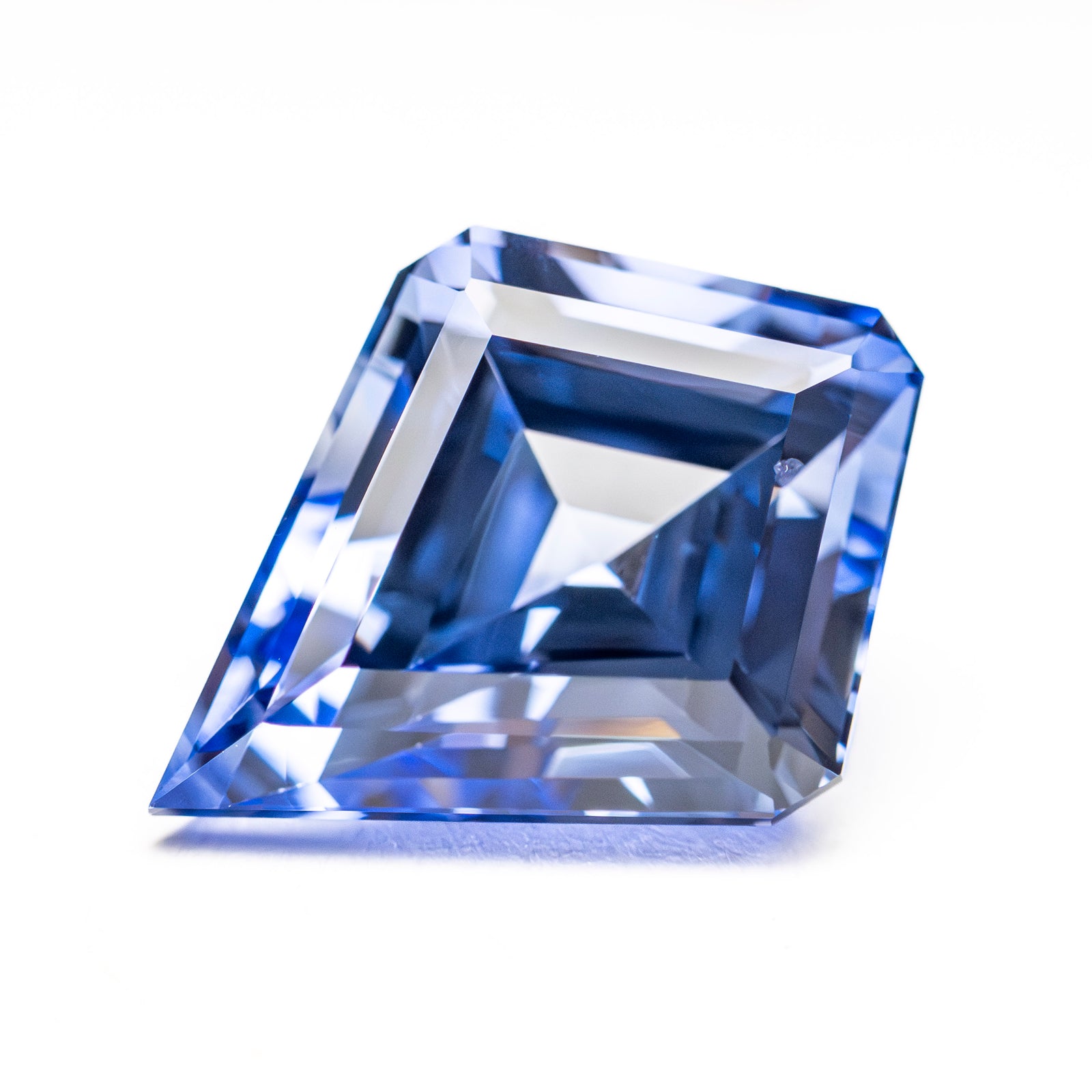 5.43ct 13.60x 10.30x6.6mm Kite Step Cut Sapphire 27716-01