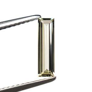 0.62ct 10.53x2.95x1.70mm Baguette Step Cut Sapphire 27719-04