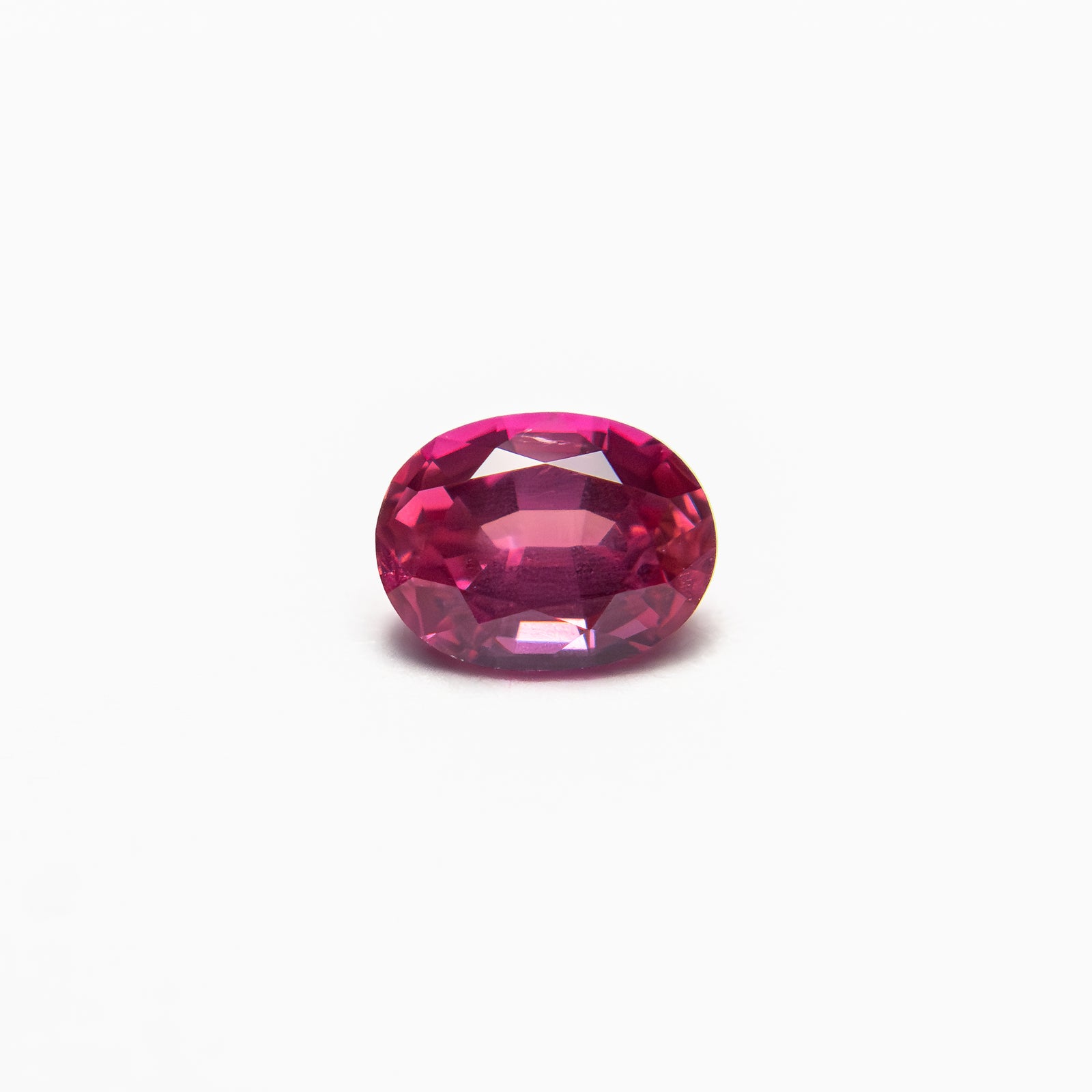 0.43ct 5.00x3.82x2.65mm Oval Brilliant Sapphire 27955-24