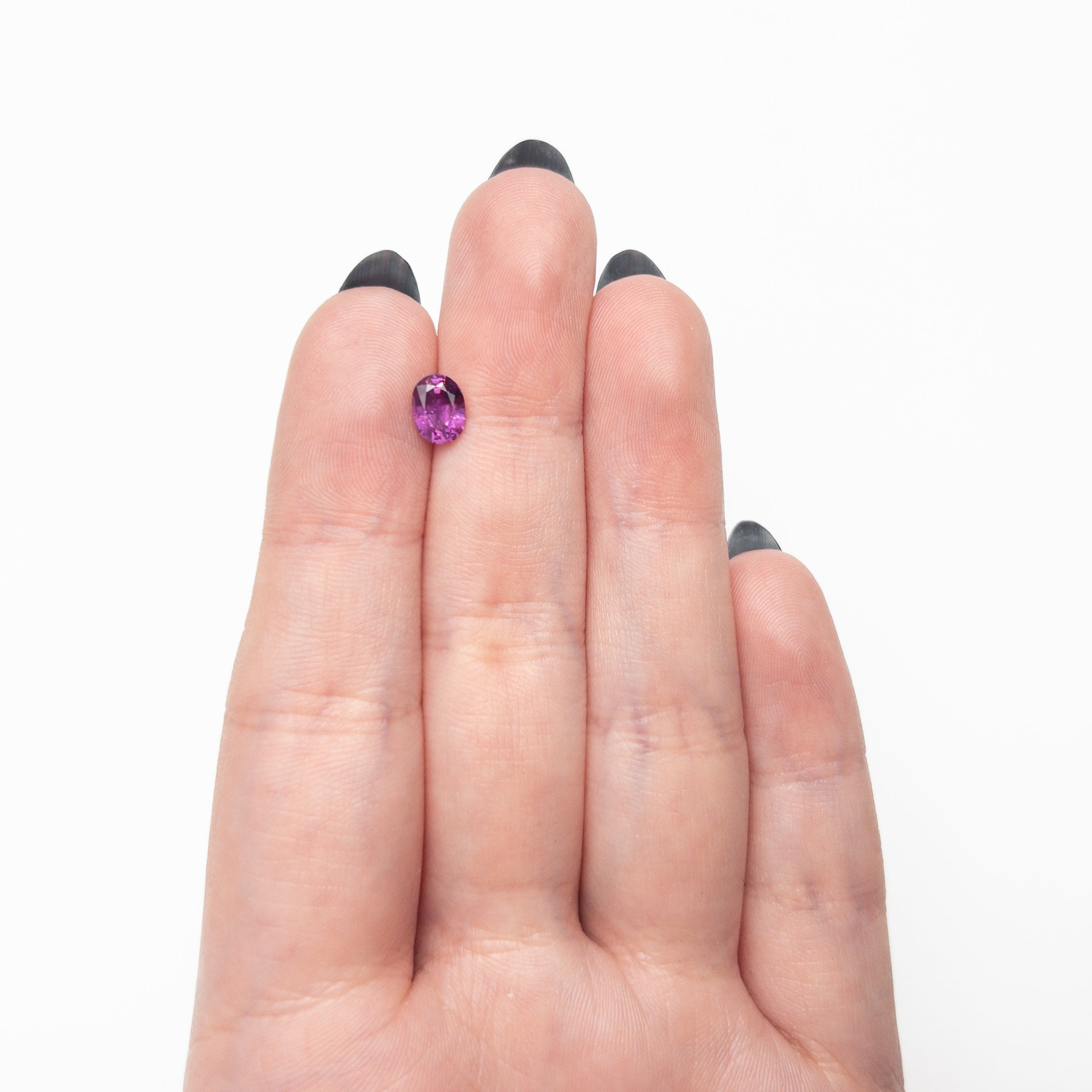0.96ct 6.84x5.14x3.16mm Oval Brilliant Sapphire 27956-30