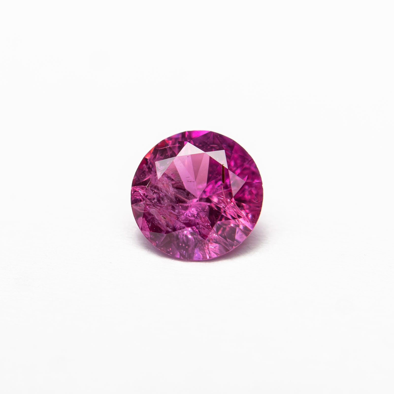 0.72ct 5.54x5.53x3.33mm Round Brilliant Sapphire 27957-25