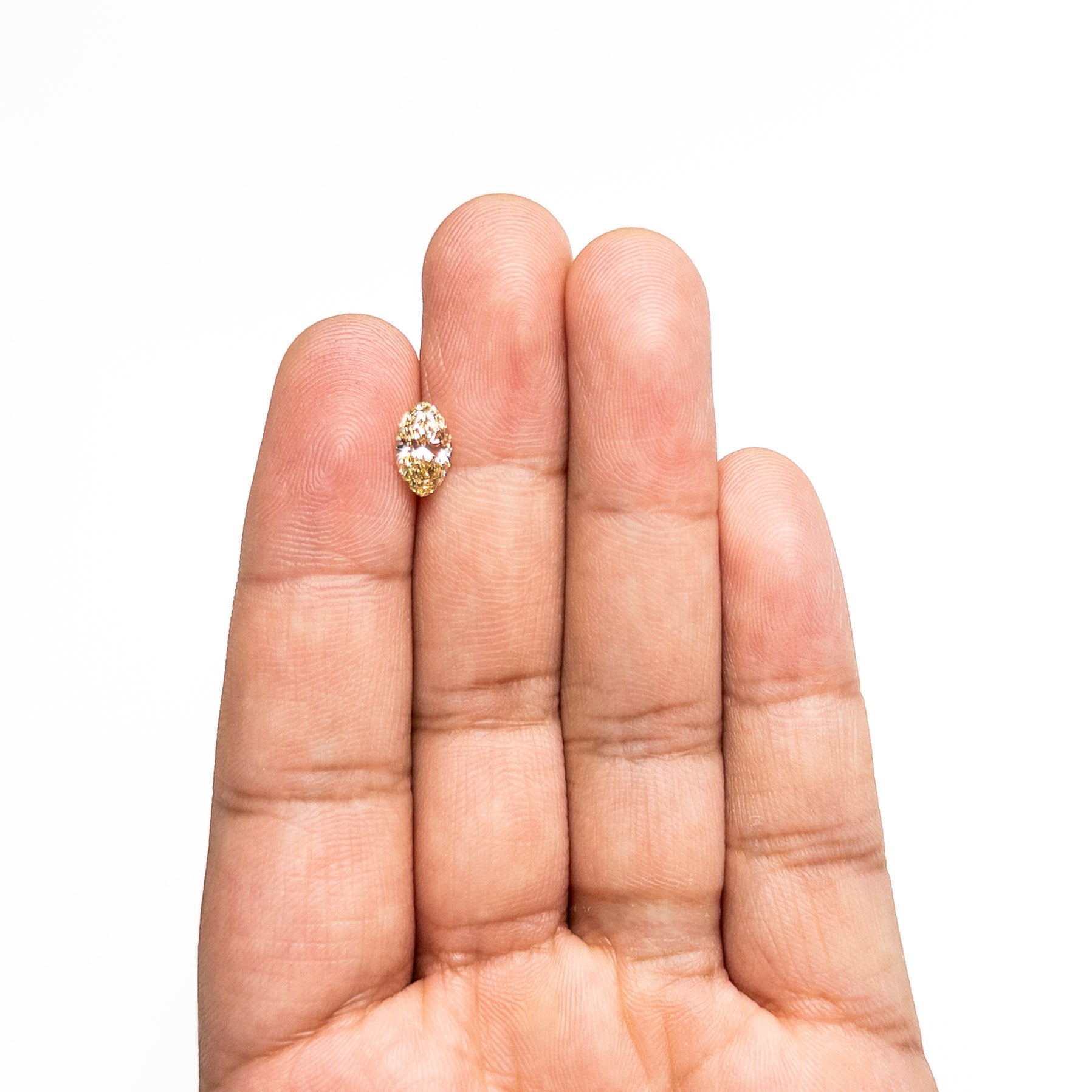 1.14ct 9.10x5.50x3.64mm VVS2 Light Yellow Moval Brilliant 🇨🇦 27993-01