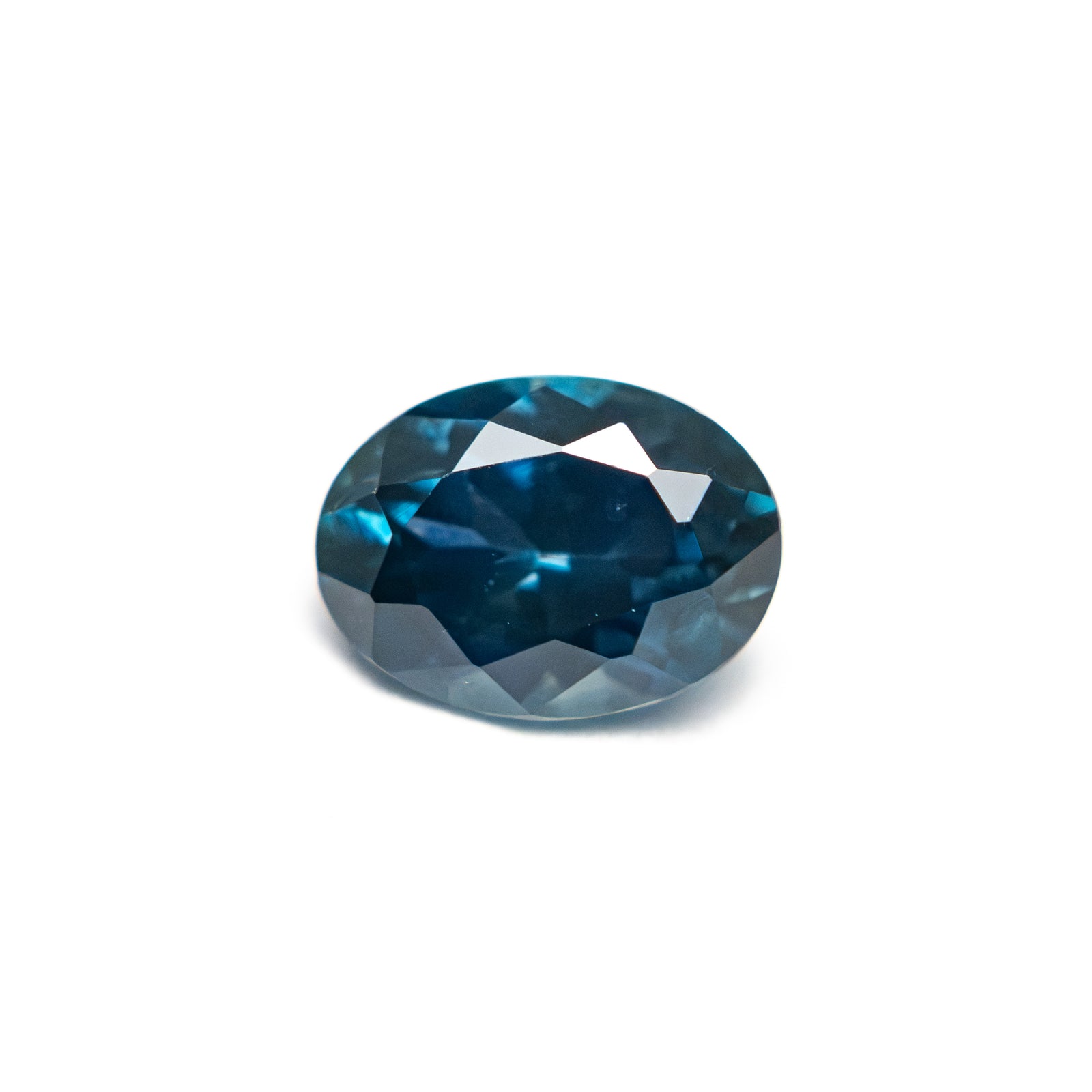 1.36ct 7.53x5.58x3.95mm Oval Brilliant Sapphire 28028-28