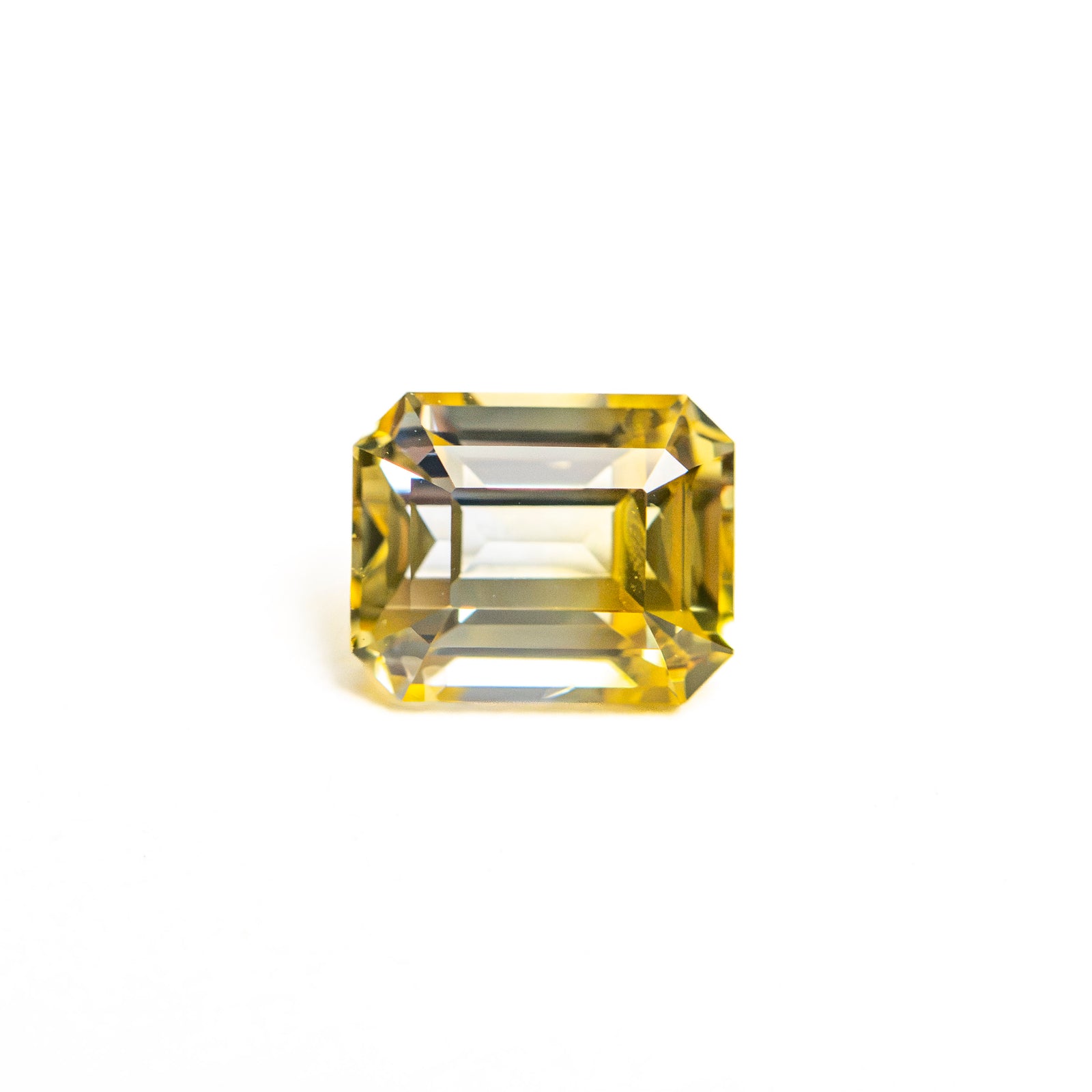 1.03ct 5.95x4.81x3.46mm Cut Corner Rectangle Step Cut Sapphire 28190-01