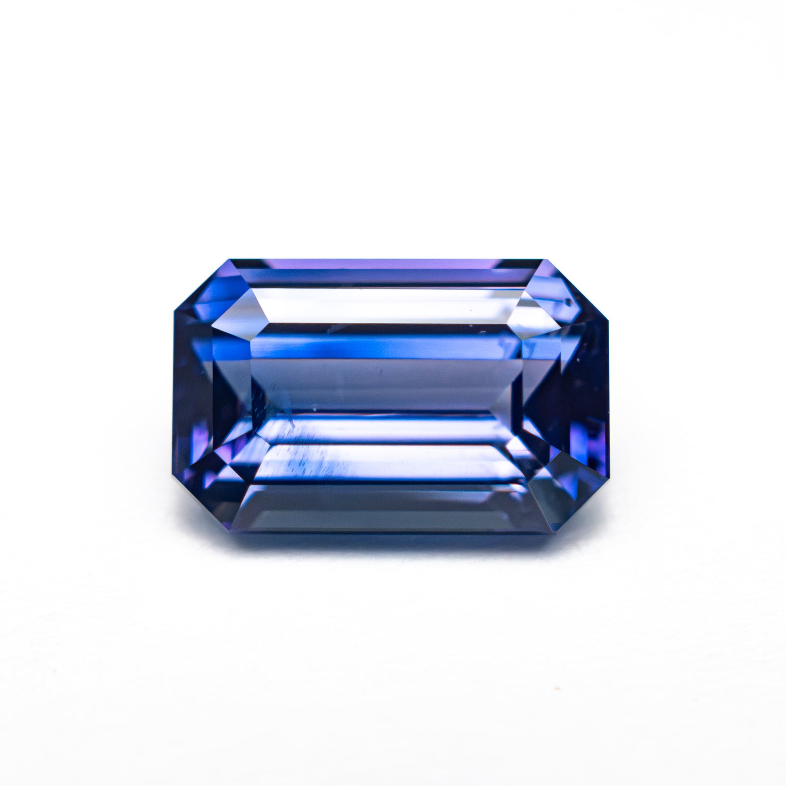 3.08ct 9.89x6.23x4.46mm Cut Corner Rectangle Step Cut Sapphire 28235-01