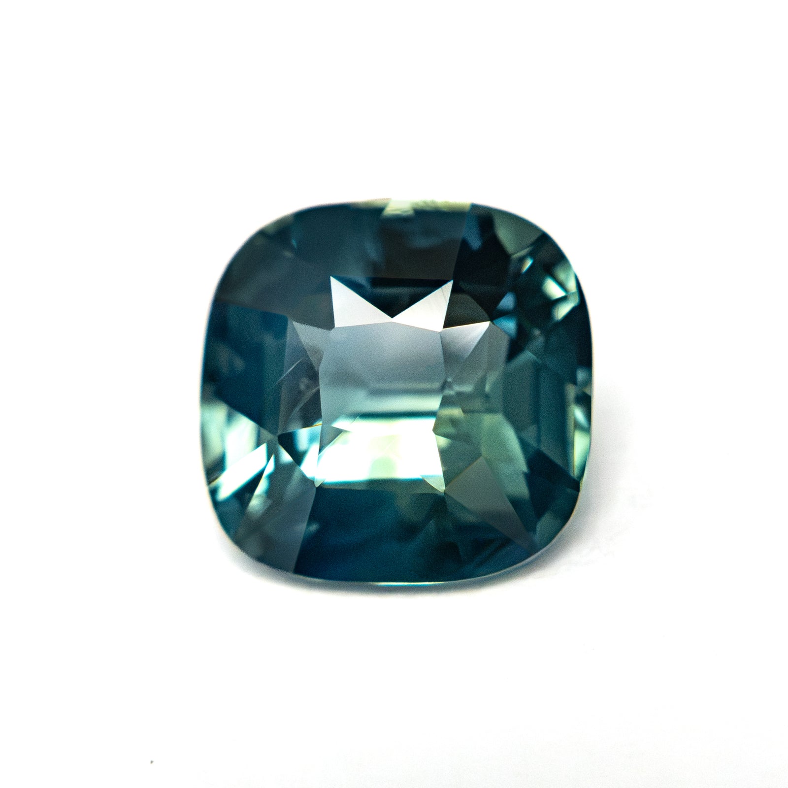 2.55ct 8.15x7.97x4.45mm Cushion Brilliant Sapphire 28249-01
