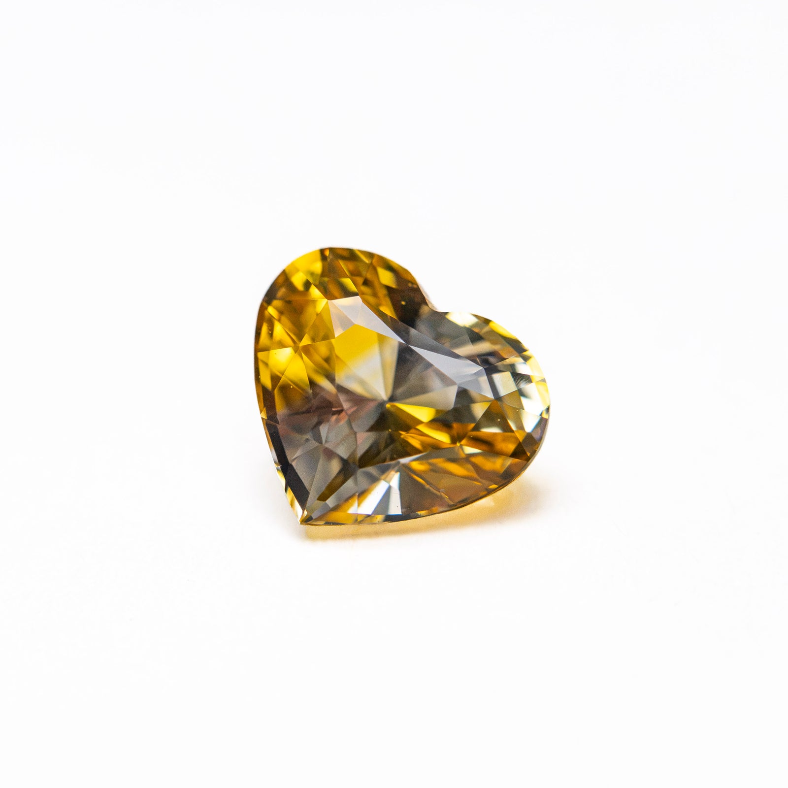 1.13ct 5.86x6.73x3.99mm Heart Brilliant Sapphire 28279-01