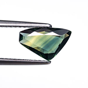 1.42ct 9.94x6.22x3.01mm Amorphous Rosecut Sapphire 28303-18