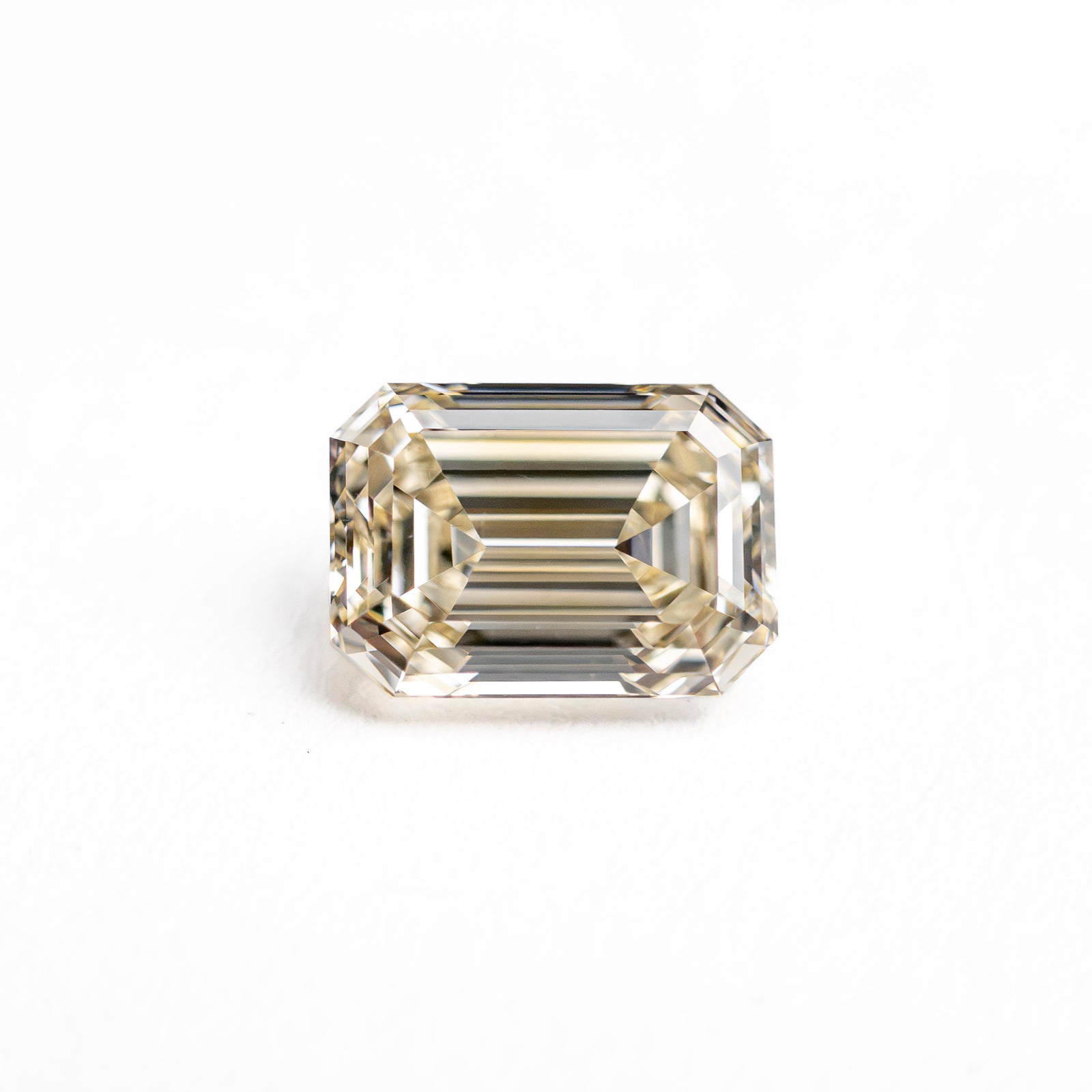 1.02ct 6.67x4.78x3.21mm VS2 Q-R Cut Corner Rectangle Step Cut 🇨🇦 28324-18