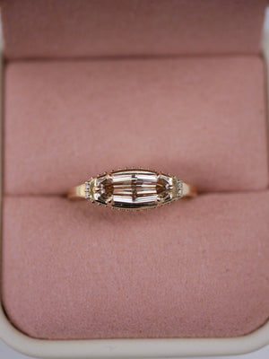Geo Oval Diamond Signet