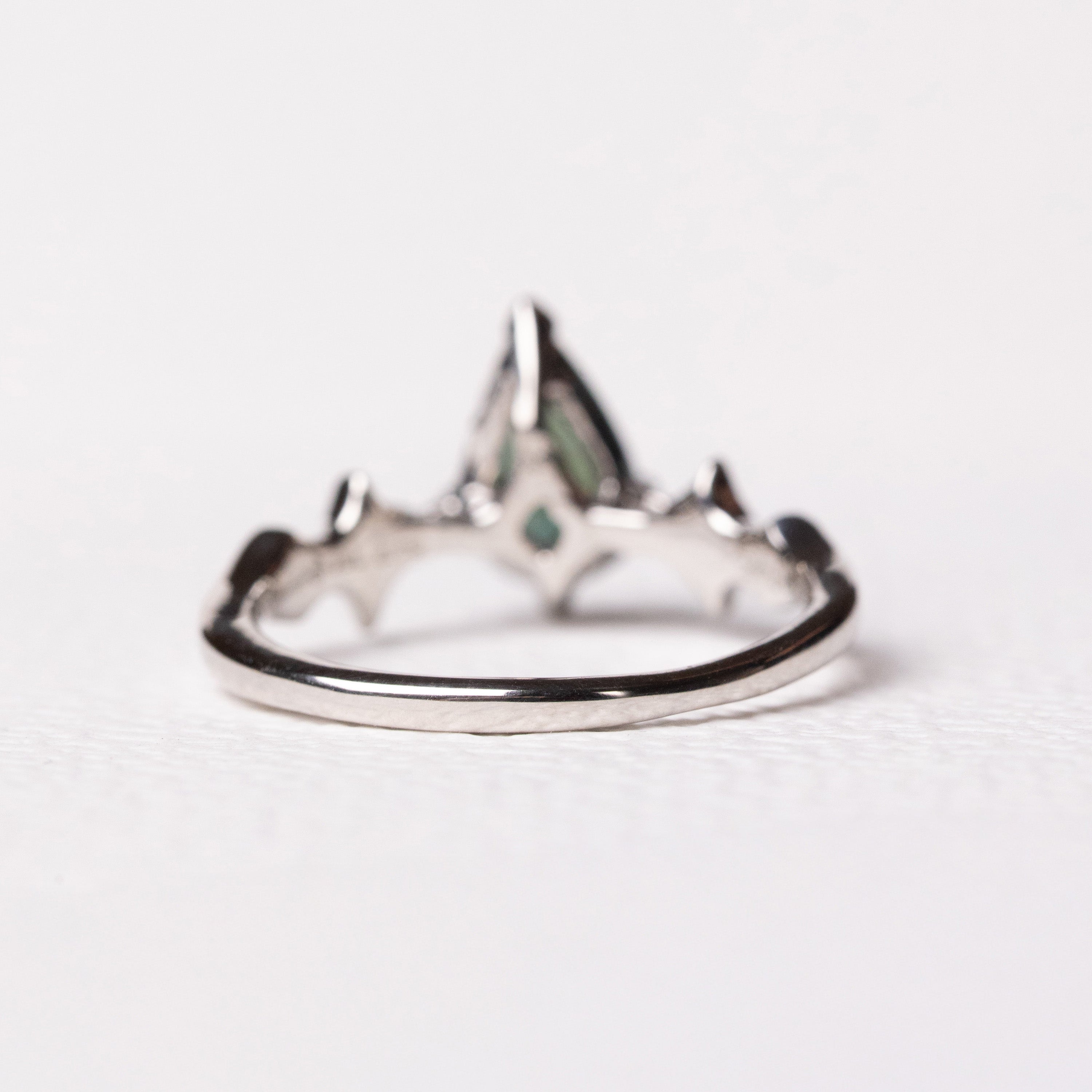 1.48ct Pear Brilliant Sapphire <br><b> Ileava Jewelry </b>| Sylvie Sapphire Ring