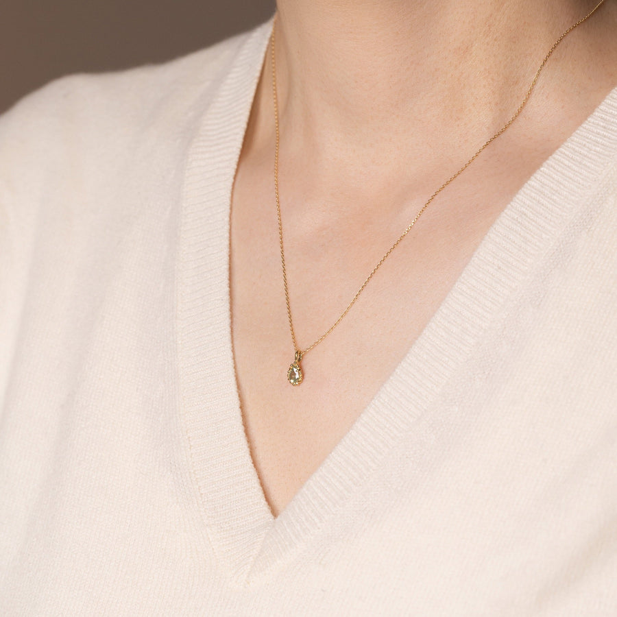 Pear Brilliant Sapphire <br><b> Ileava Jewelry </b>| Pale Green Sapphire with Dots Necklace