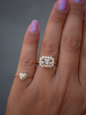 Peach Sapphire Diana Ring