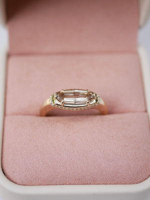 Geo Oval Diamond Signet