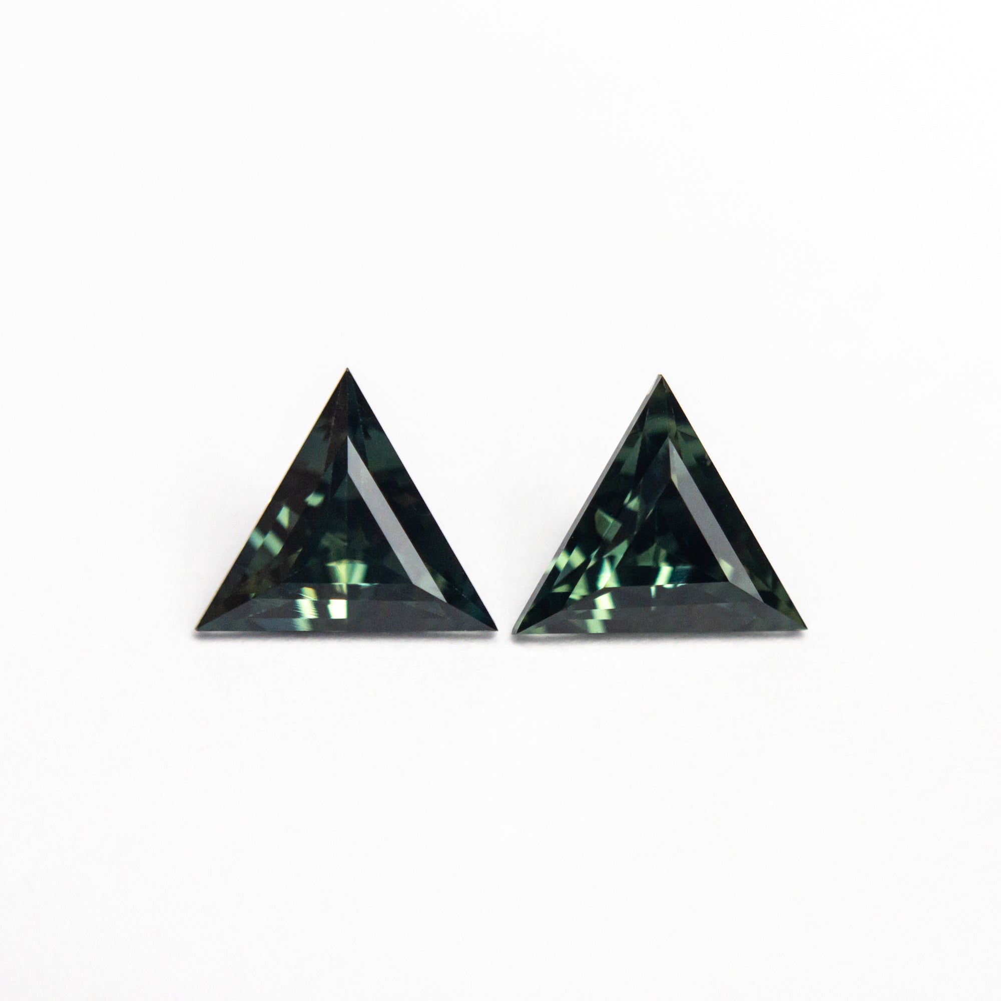 Matching Pair Australian Triangle Sapphire Melee 🇦🇺