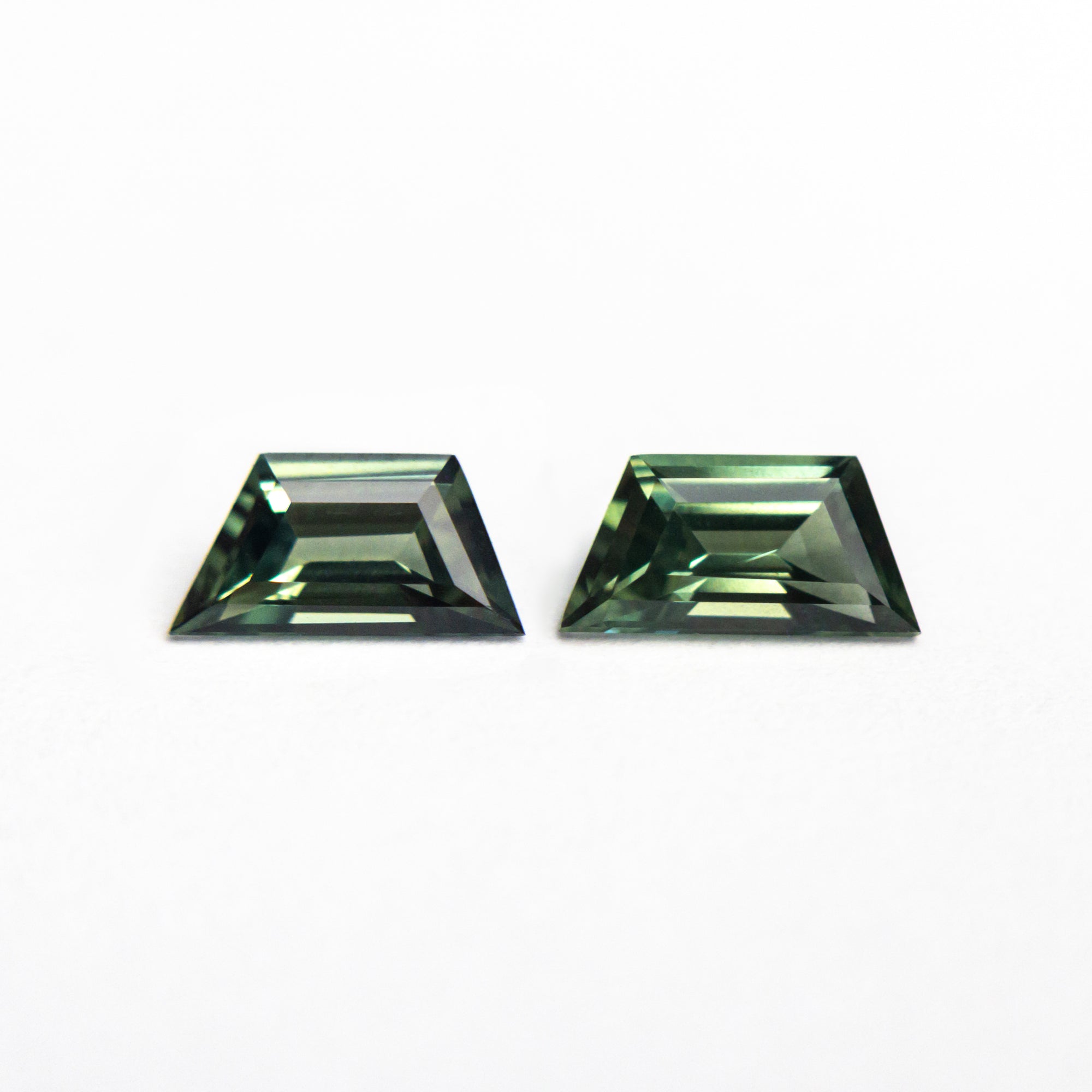 Matching Pair Australian Trapezoid Sapphire Melee 🇦🇺