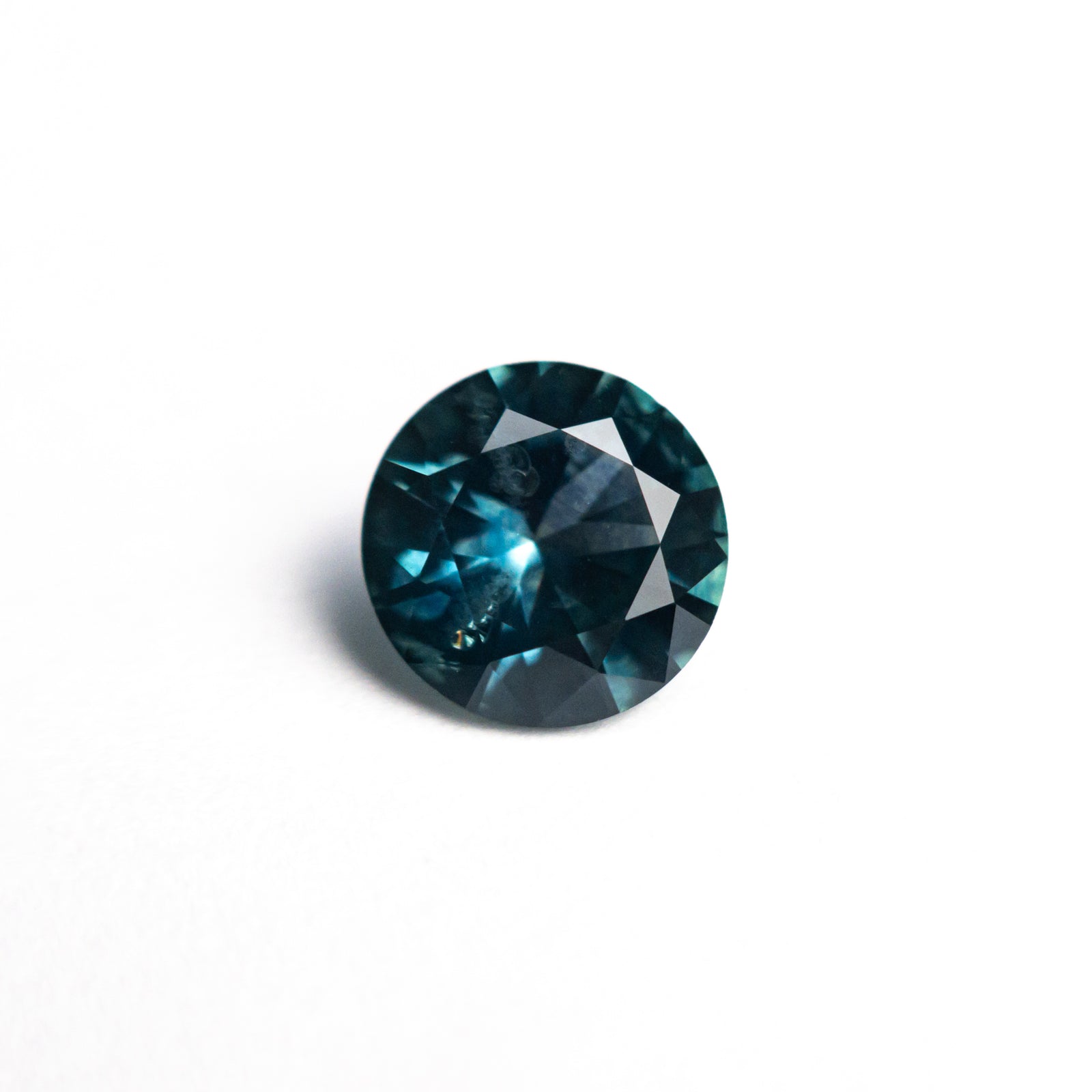 1.09ct 6.37x6.33x3.67mm Round Brilliant Sapphire 26524-06