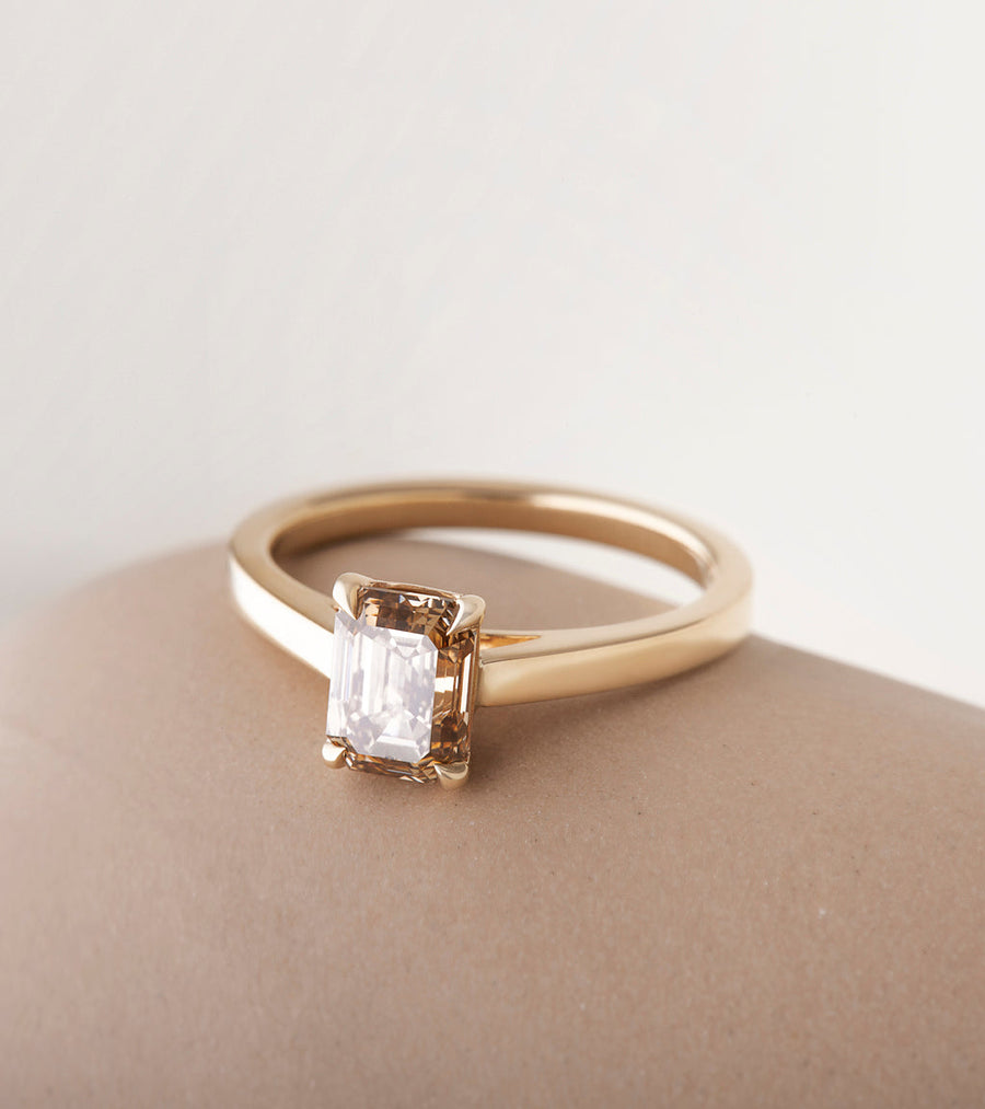Eddie Ring - Champagne Emerald-Cut Diamond