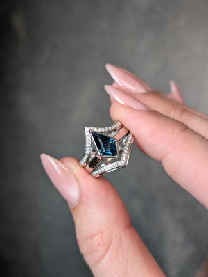 1.43ct Kite Step Cut Sapphire <br><b> H&F Jewellery </b>| Abyss Ring