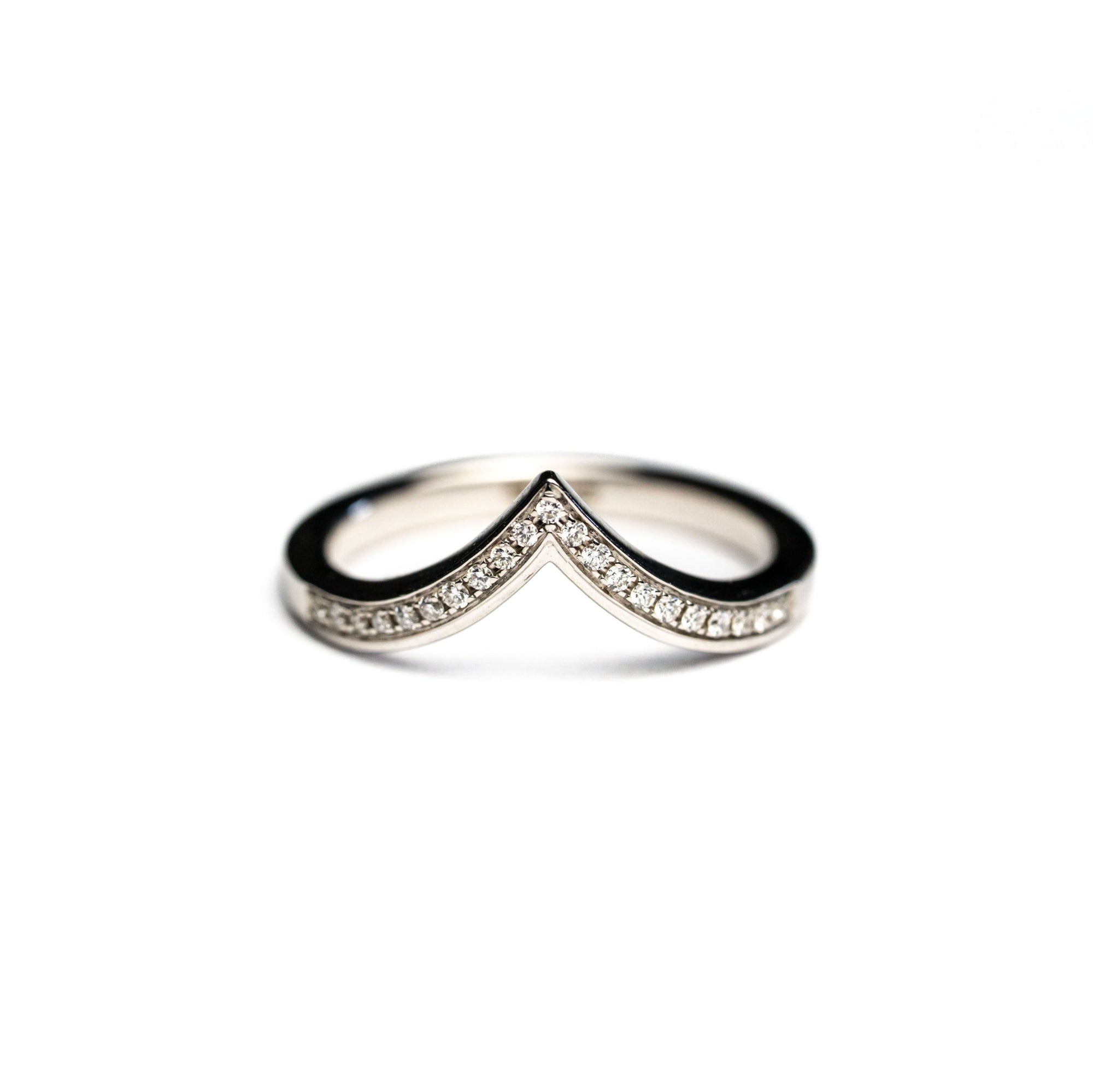 0.078cttw Round Brilliants <br> <b>H&F Jewellery</b> | Aurora Band