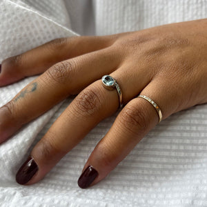 0.91ct Oval Brilliant Sapphire <br><b> Pilar Agueci </b>| Camillia Ring No. 6