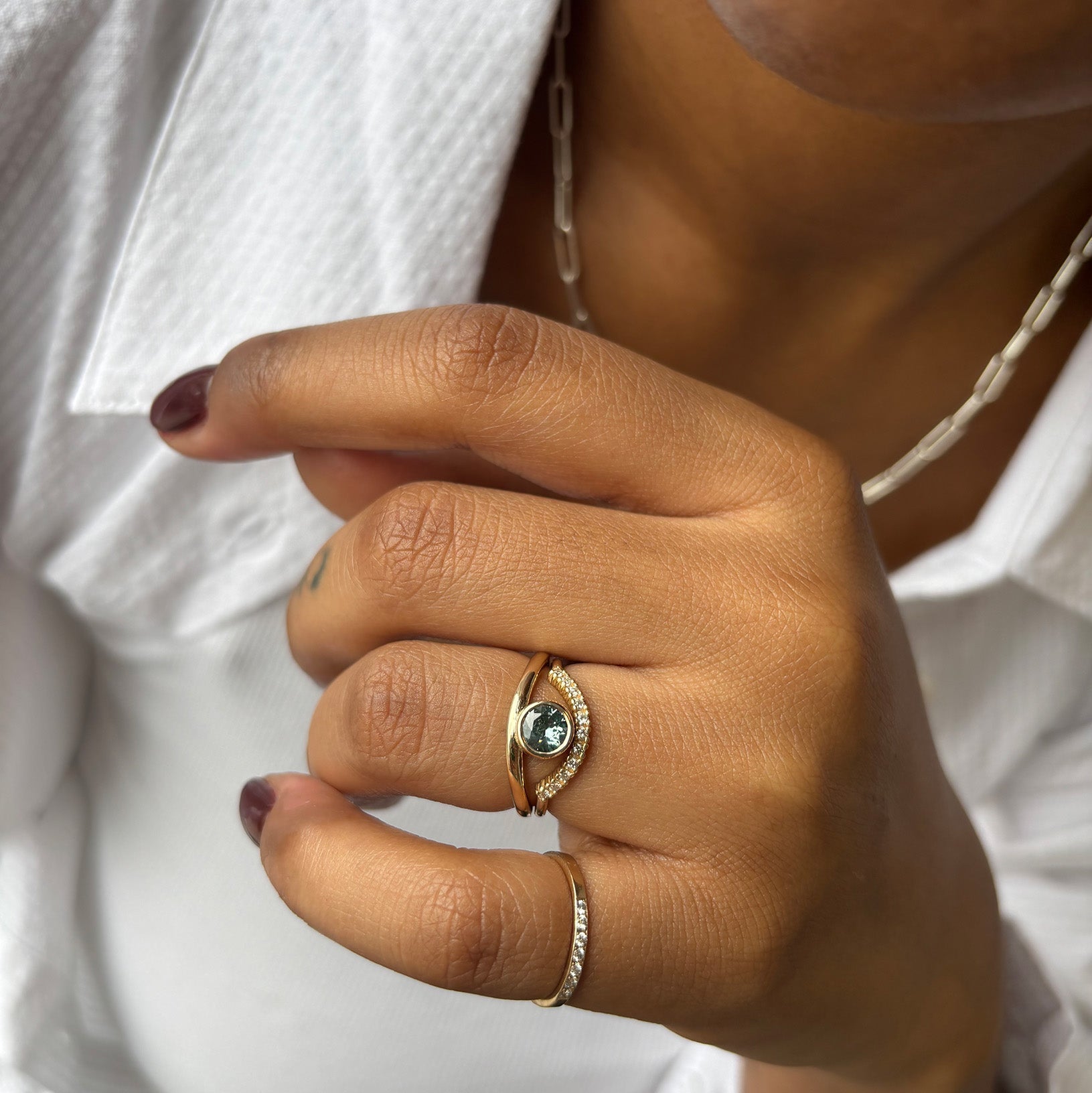 0.59ct Round Brilliant Sapphire <br><b> Pilar Agueci </b>| Camillia Ring No. 7