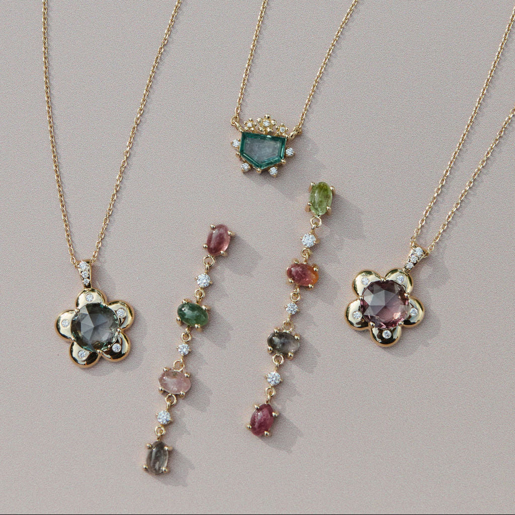1.48ct Round Brilliant Sapphire <br><b> Emily Warden Designs </b>| Pink Flower Power Pendant