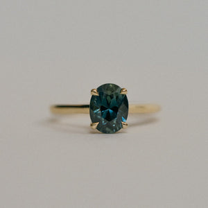 2.25ct Oval Brilliant Sapphire <br><b>Foe & Dear</b> | Villa Ring