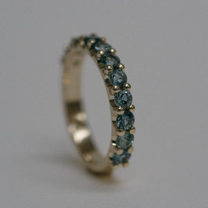 1.42cttw Round Brilliant Sapphires <br><b>Foe & Dear</b> | Leilah Ring with Teal Australian Sapphires