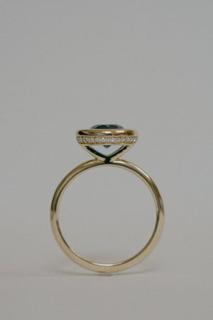 Foe & Dear | Pele Ring - 1.72ct Teal-Green Round Brilliant-cut Sapphire *Ready-to-ship