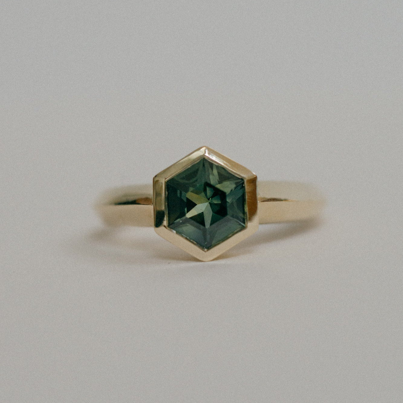Foe & Dear | Jupiter Ring - 1.58ct Green Hexagon Brilliant-cut Sapphire *ready-to-ship