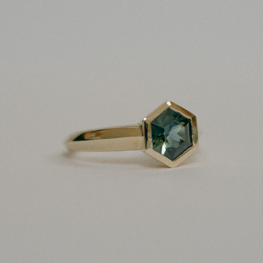Foe & Dear | Jupiter Ring - 1.58ct Green Hexagon Brilliant-cut Sapphire *ready-to-ship