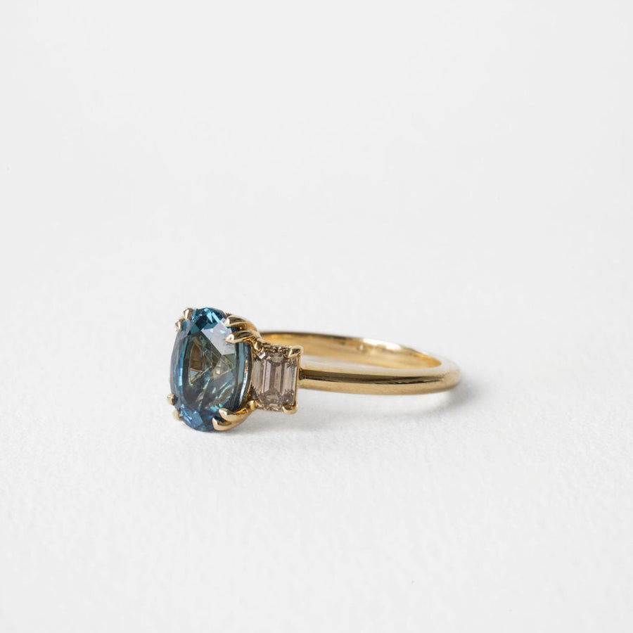 2.82ct Oval Brilliant Sapphire <br><b>June Rings </b>| Montana Sapphire & Champagne 3-Stone