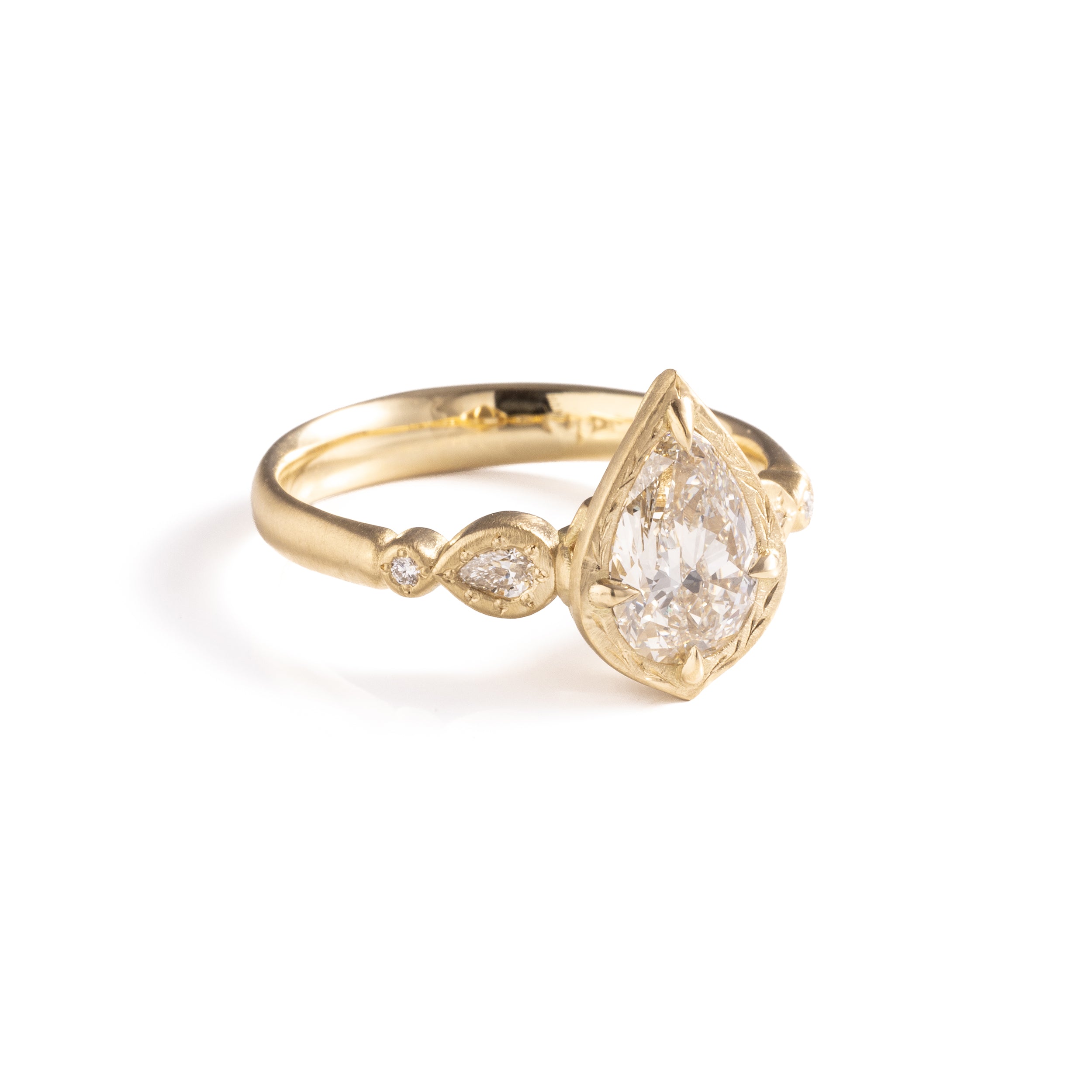 1.01ct GIA VVS1 L Pear Brilliant<br><b> Adel Chefridi</b> | Summer Lotus Ring