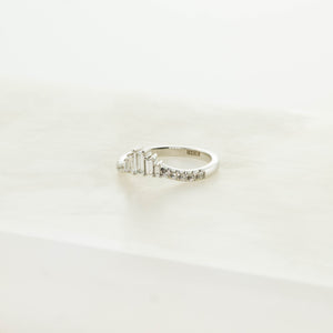 0.32cttw 15pc Baguette Step Cuts 🇨🇦<br><b>H&F Jewellery</b> | Equinox Band