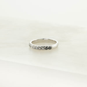 0.48cttw 15pc Salt & Pepper Round Brilliants 🇨🇦<br><b>H&F Jewellery</b> | Eclipse Band