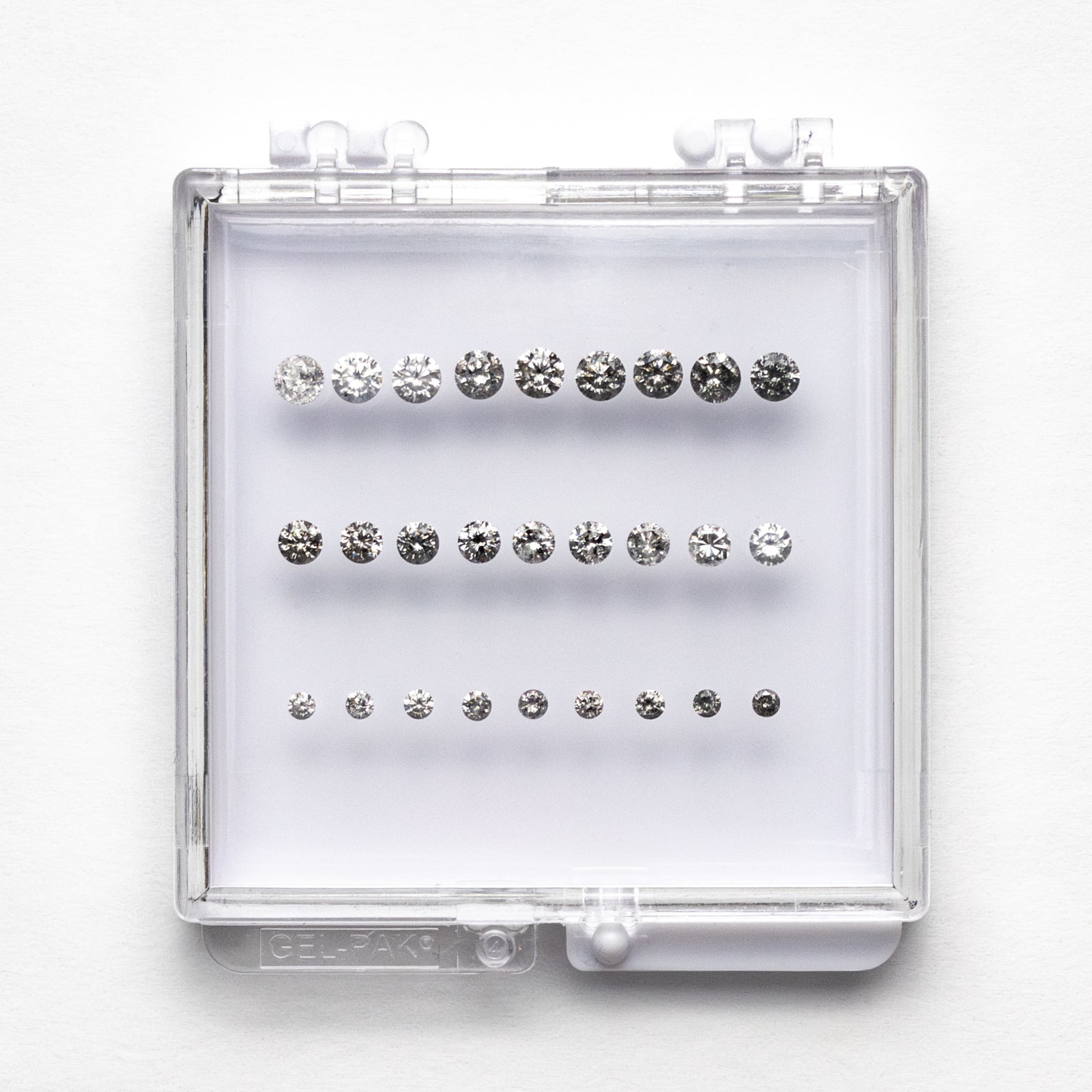 2.80cttw 27pc Ombre Round Brilliant Melee Parcel SPRDBR-01