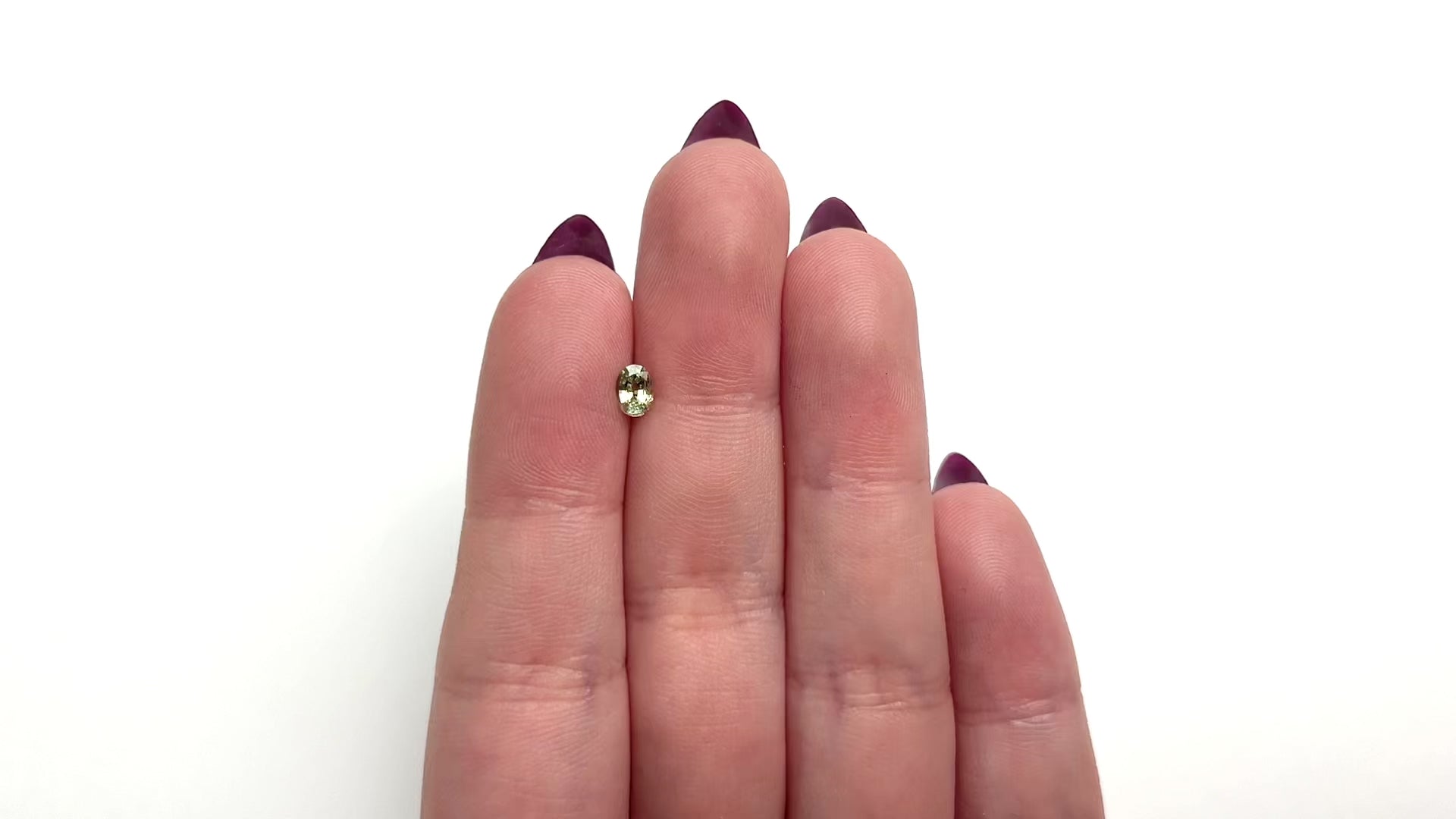 0.37ct 5.23x3.80x2.34mm Oval Brilliant Sapphire 23666-08