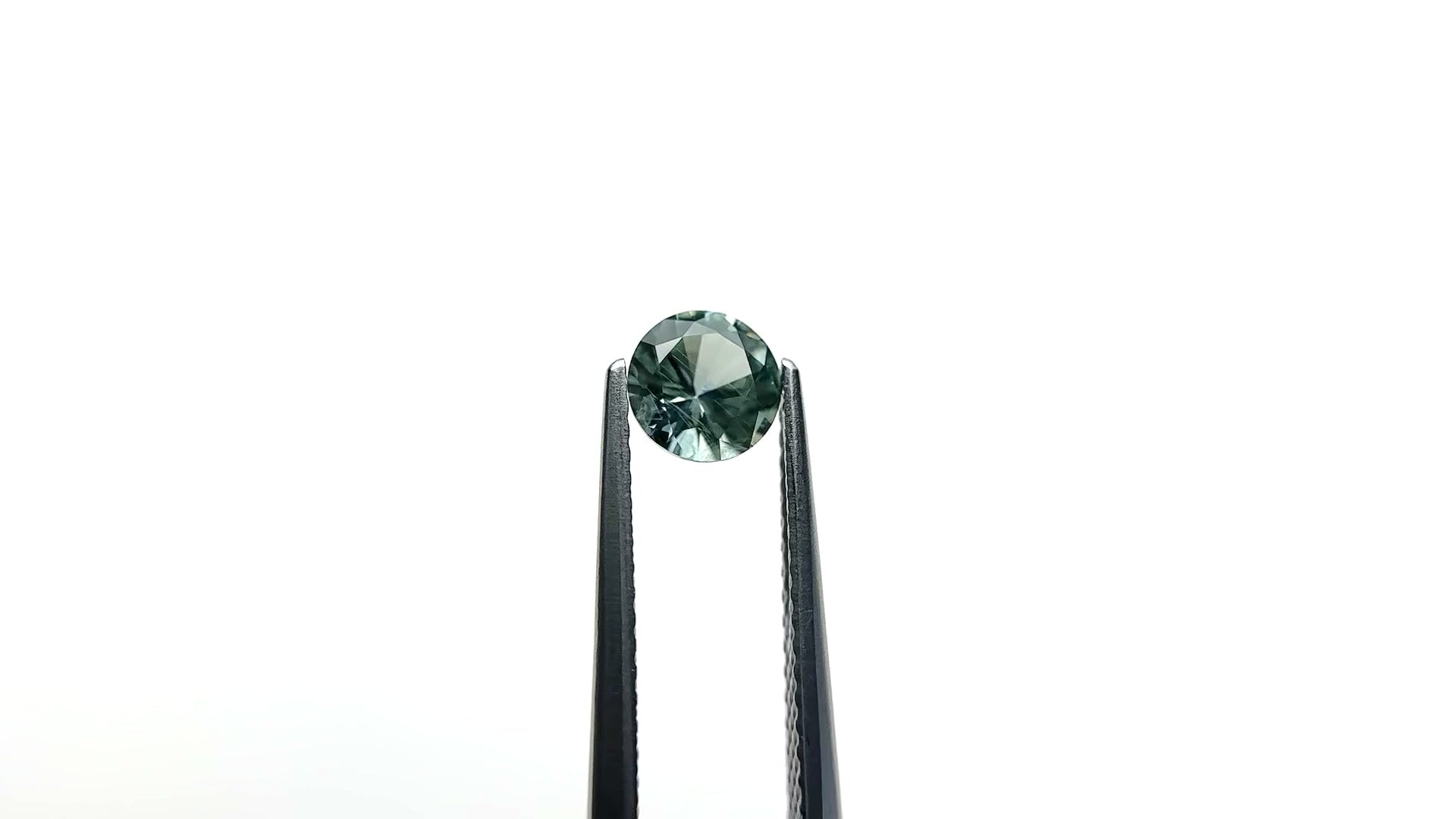 0.73ct 5.54x5.56x3.36mm Round Brilliant Sapphire 26134-01