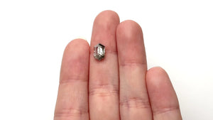 2.08ct 9.58x6.16x3.89mm Hexagon Step Cut 27225-50