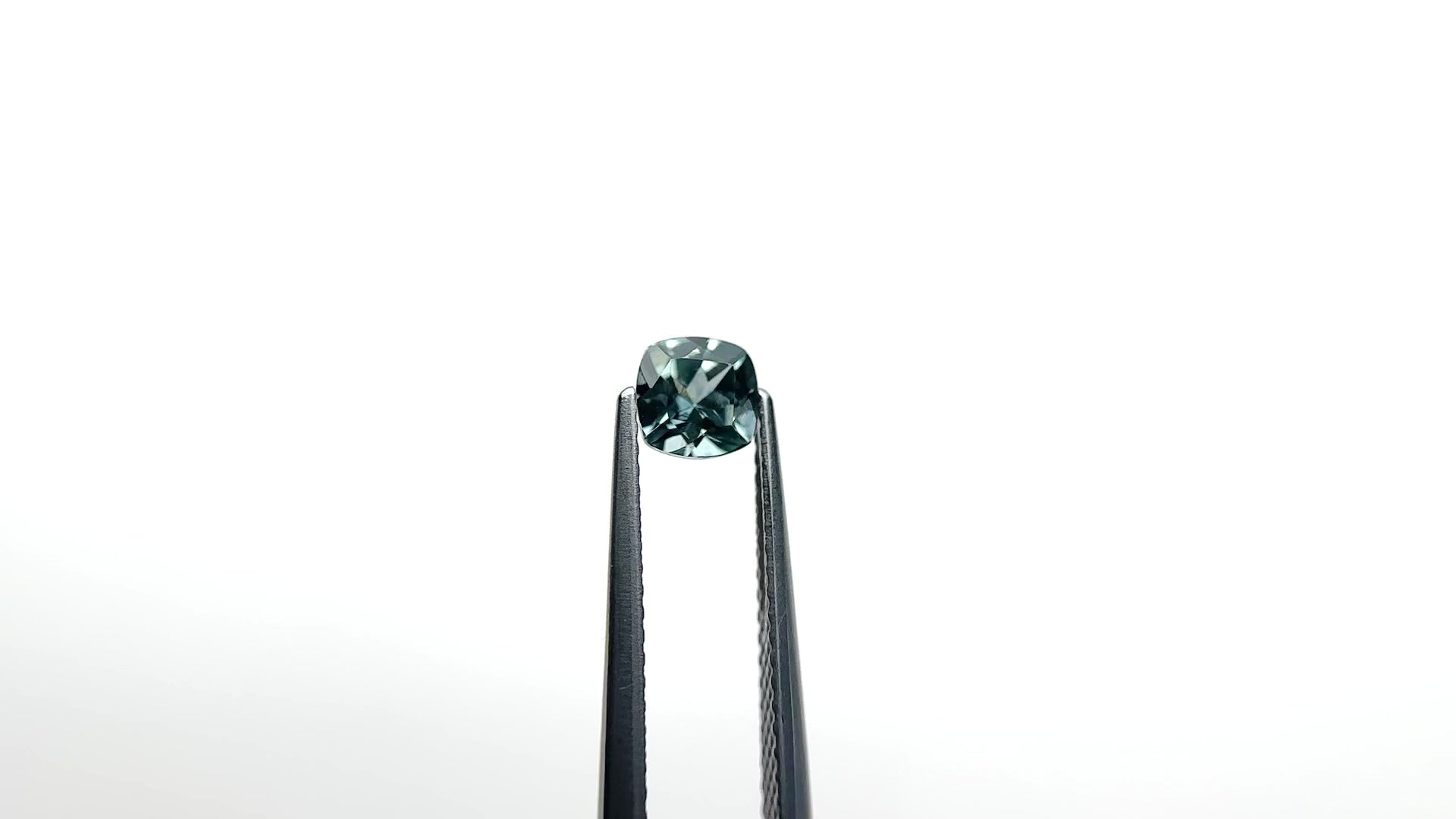 0.81ct 5.09x5.08x3.56mm Cushion Brilliant Sapphire 23466-21