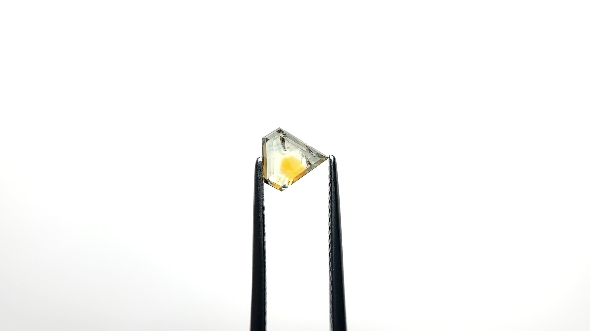 1.03ct 6.75x6.55x2.67mm Shield Portrait Cut Sapphire 23469-43