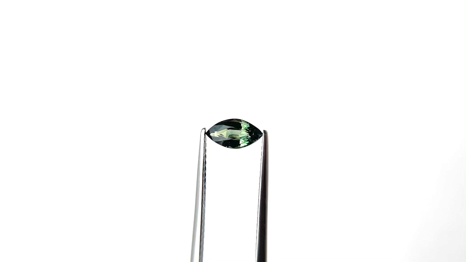0.84ct 8.41x4.40x3.04mm Marquise Brilliant Sapphire 27340-05