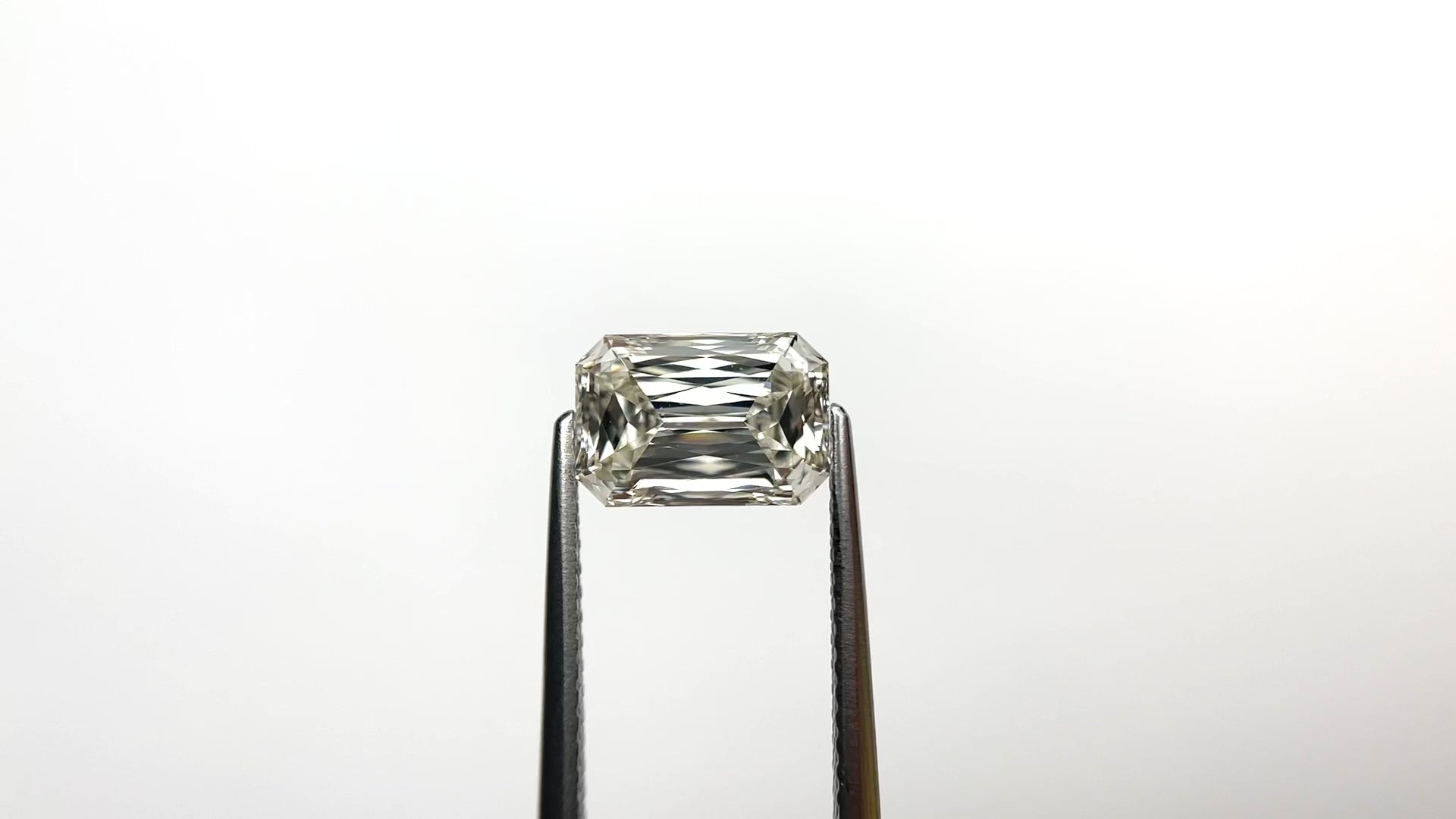 2.13ct 9.15x6.26x3.94mm GIA SI1 L Cut Corner Rectangle Brilliant 26313-01