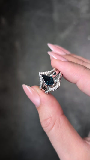 1.43ct Kite Step Cut Sapphire <br><b> H&F Jewellery </b>| Abyss Ring