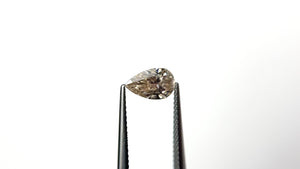 1.05ct 9.23x5.54x3.46mm GIA VS2 Y-Z Pear Brilliant 27371-01