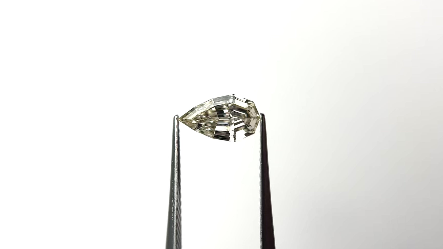 1.01ct 9.40x5.38x3.03mm SI1 S-T Geo Pear Step Cut 🇿🇦 27518-12