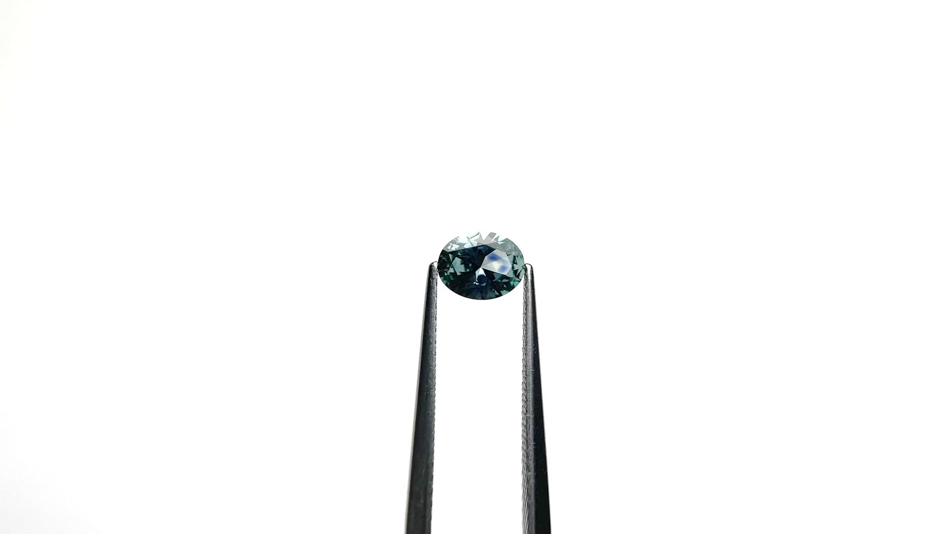 0.78ct 6.49x5.15x3.05mm Oval Brilliant Sapphire 26668-30