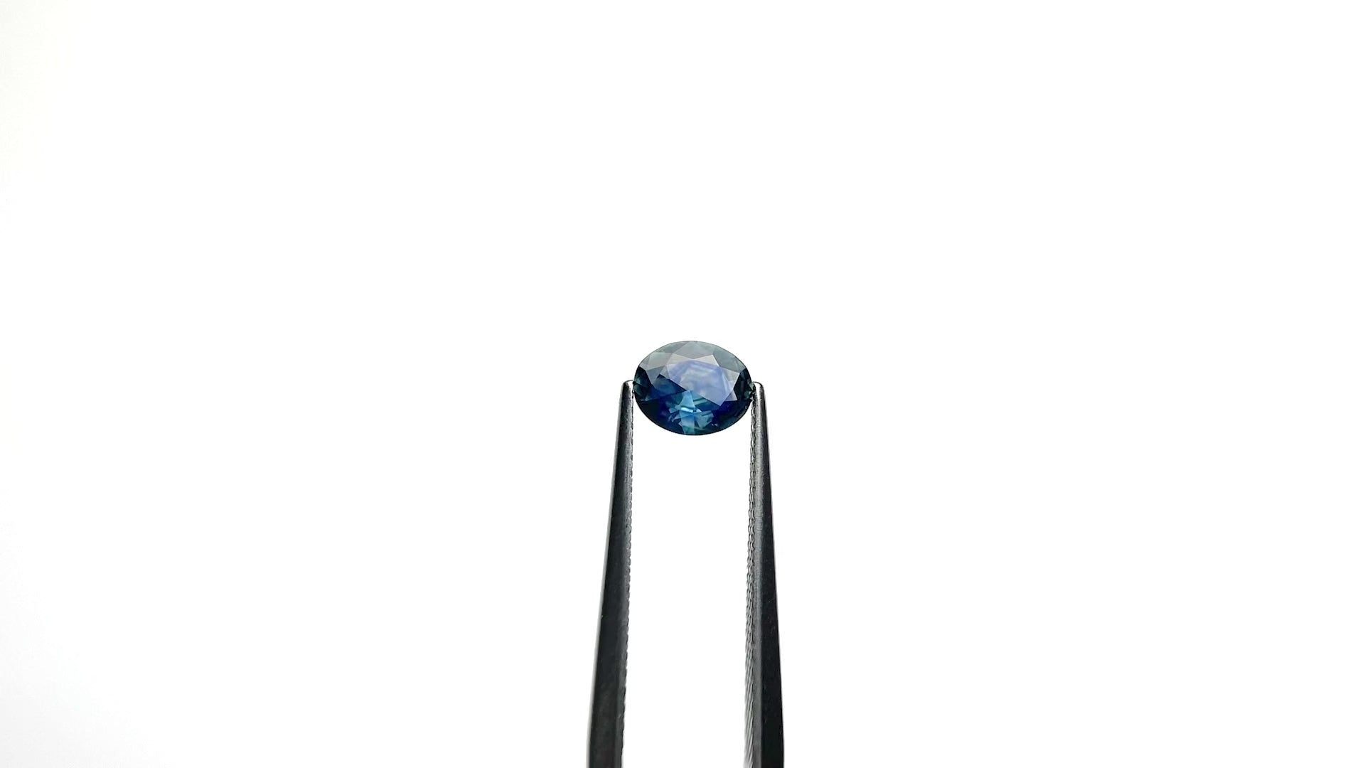 0.72ct 6.57x5.25x2.72mm Oval Brilliant Sapphire 26668-31