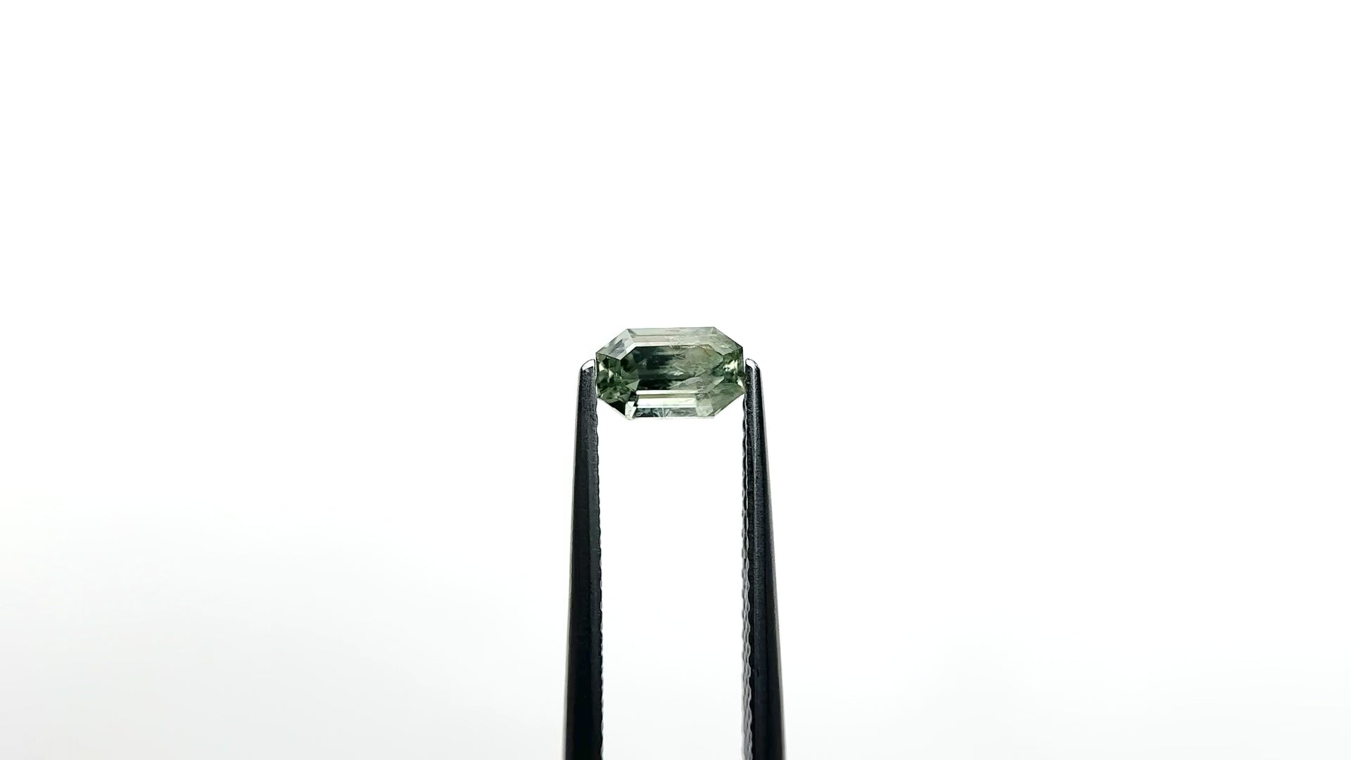 1.00ct 6.49x4.05x3.77mm Cut Corner Rectangle Step Cut Sapphire 23699-19